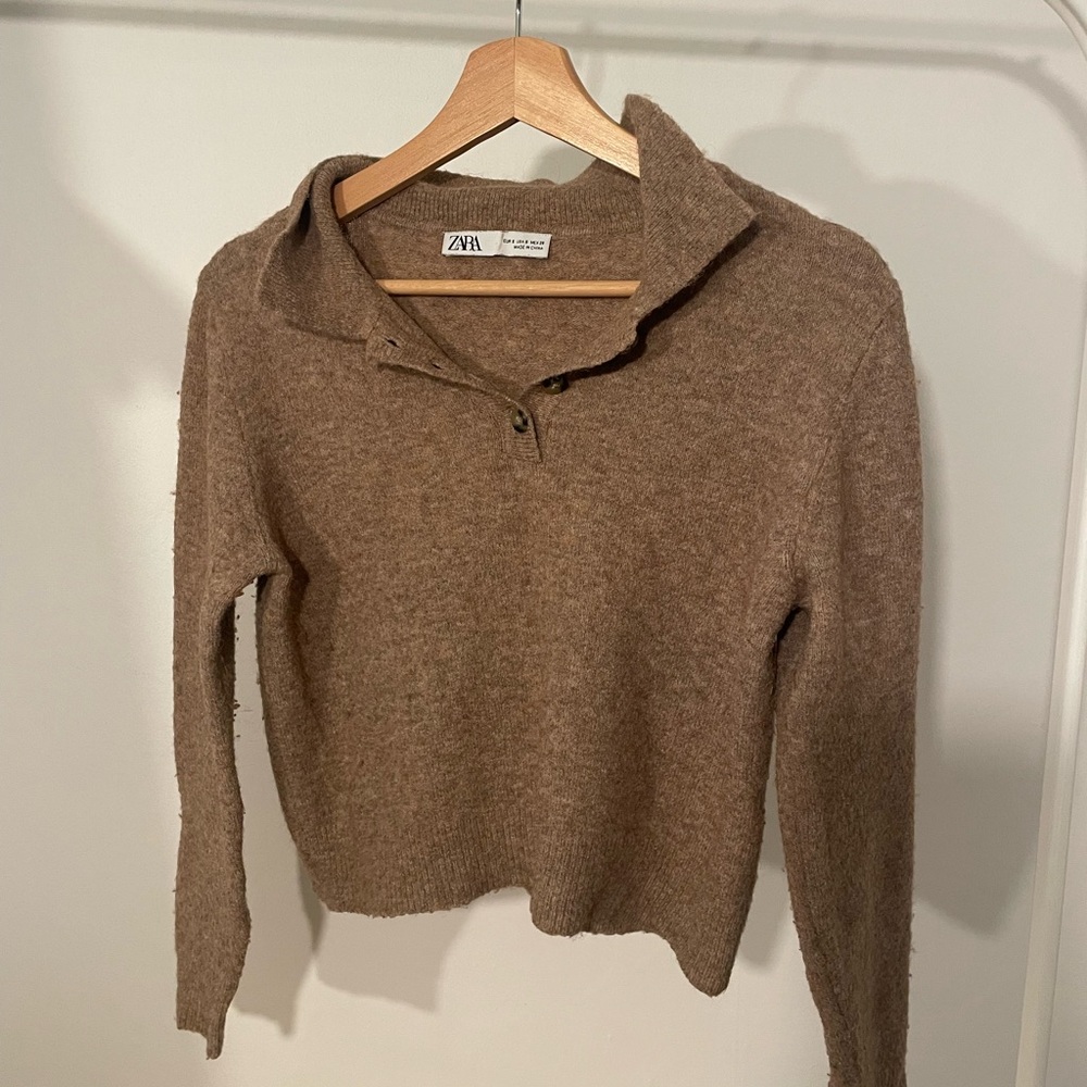 Zara Women's Tan Cowl Neck Sweater